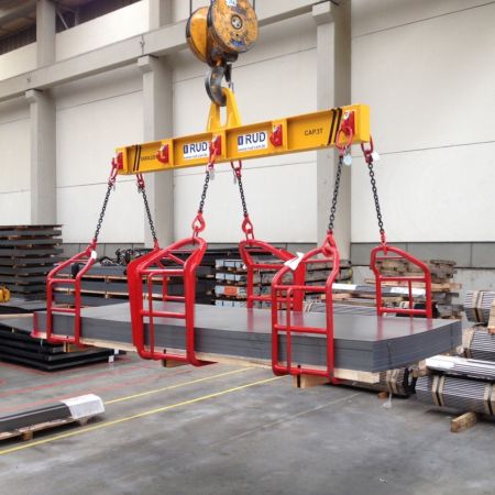 Aplicação travessão em barra RUD modelo T-A-GSH-S em içamento de cargas